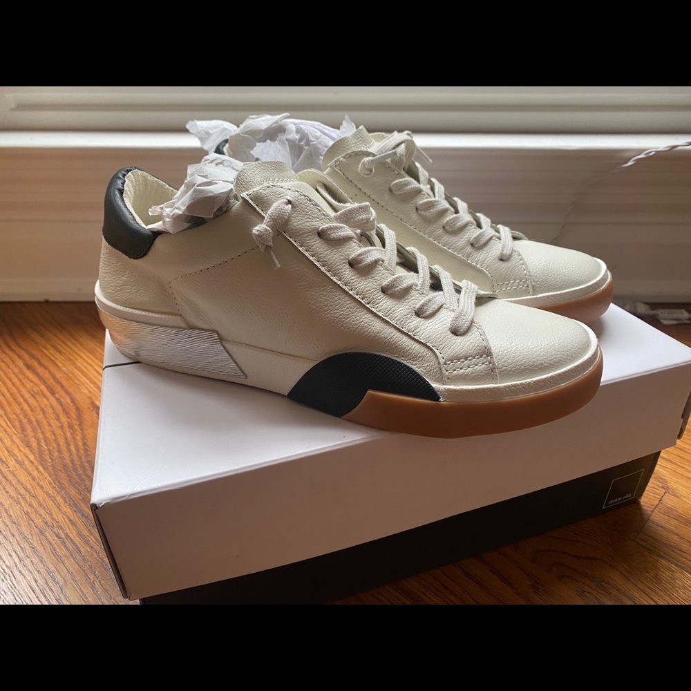 New in Box! Dolce vita zina sneaker.  womens 8.